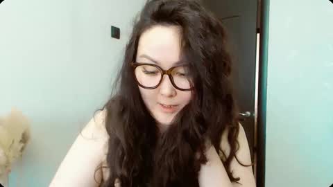 Snapshot of dalidayes chatting on 02-04-26, 05:13 Dali online show from 02-04-26, 05:13