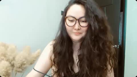 Snapshot of dalidayes chatting on 02-18-26, 05:14 Dali online show from 02-18-26, 05:14