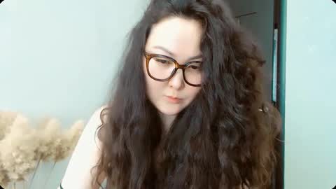 Snapshot of dalidayes chatting on 03-15-26, 05:35 Dali online show from 03-15-26, 05:35