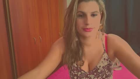 Snapshot of dalila_sexxx chatting on 12-17-25, 04:29 Dalila online show from 12-17-25, 04:29