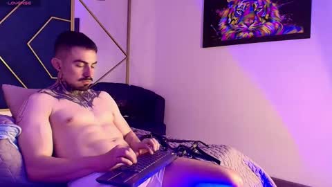 Snapshot of dallas_whitee chatting on 03-12-26, 07:31 Dallas whitee online show from 03-12-26, 07:31