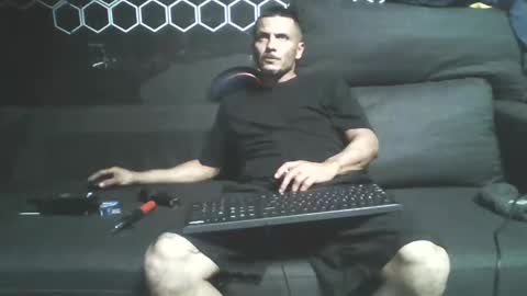 dallaslove23 online show from 11-02-25, 06:43