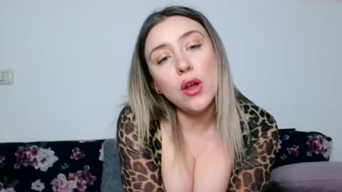 Maria online show from 04-30-26, 09:08