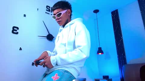 Snapshot of damar_felipe chatting on 11-01-25, 03:08 damar_felipe online show from 11-01-25, 03:08