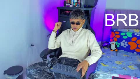 Snapshot of damar_felipe chatting on 04-03-26, 08:01 damar_felipe online show from 04-03-26, 08:01