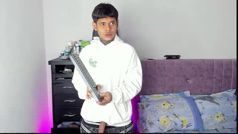 Snapshot of damar_felipe chatting on 06-11-26, 10:08 damar_felipe online show from 06-11-26, 10:08