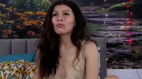 Snapshot of damedefeu chatting on 01-06-25, 07:20 damedefeu online show from 01-06-25, 07:20