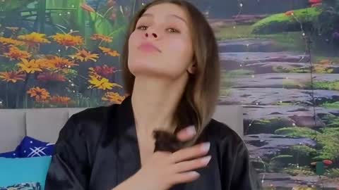 Snapshot of damedefeu chatting on 01-23-25, 12:19 damedefeu online show from 01-23-25, 12:19