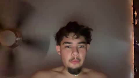 Snapshot of damiam_xj chatting on 12-16-24, 02:49 damiam xj online show from 12-16-24, 02:49