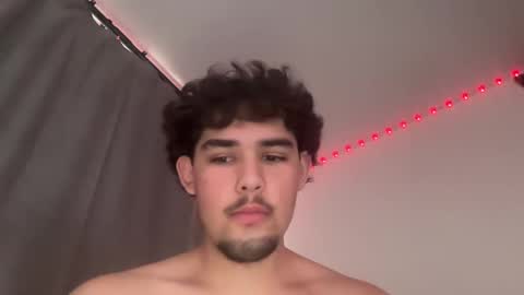 Snapshot of damiam_xj chatting on 03-06-25, 07:10 damiam xj online show from 03-06-25, 07:10