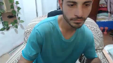 Snapshot of damian_29 chatting on 11-25-25, 06:52 Damian online show from 11-25-25, 06:52