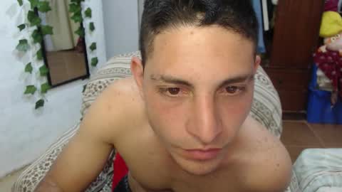 Snapshot of damian_29 chatting on 03-21-26, 10:57 Damian online show from 03-21-26, 10:57