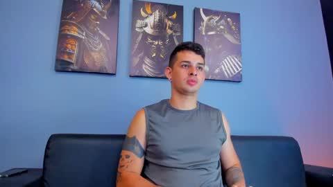 Snapshot of damian__oliver chatting on 02-12-25, 03:29 Damian Oliver online show from 02-12-25, 03:29