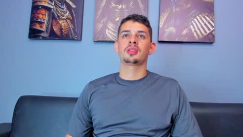 Snapshot of damian__oliver chatting on 03-08-25, 06:21 Damian Oliver online show from 03-08-25, 06:21