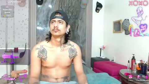 Snapshot of damian_and_camerum chatting on 06-25-26, 03:06 damian_and_camerum online show from 06-25-26, 03:06