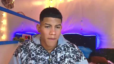 Damian online show from 02-12-25, 03:07