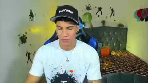 Damian online show from 09-19-25, 04:36