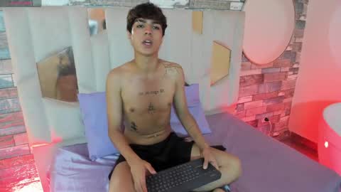 damian_tay online show from 04-25-26, 01:41