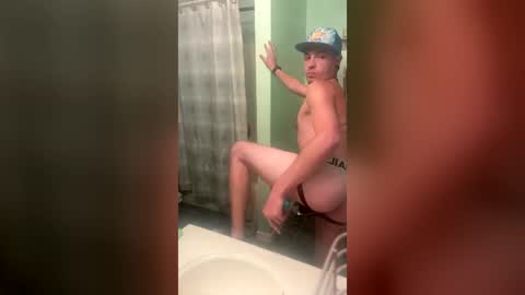 damnboii97 online show from 07-28-26, 06:42