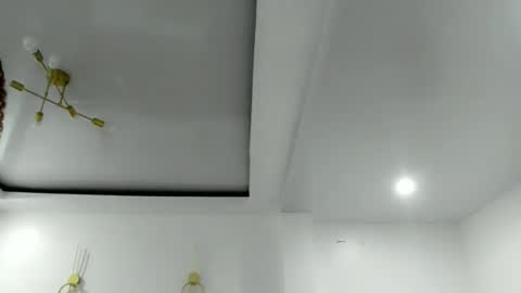 Snapshot of damnperfectxx chatting on 11-20-25, 01:06 damnperfectxx online show from 11-20-25, 01:06