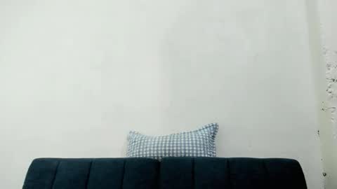 Snapshot of damnperfectxx chatting on 12-22-25, 01:02 damnperfectxx online show from 12-22-25, 01:02