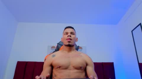 Snapshot of damonblackj chatting on 10-23-25, 08:40 Damon online show from 10-23-25, 08:40