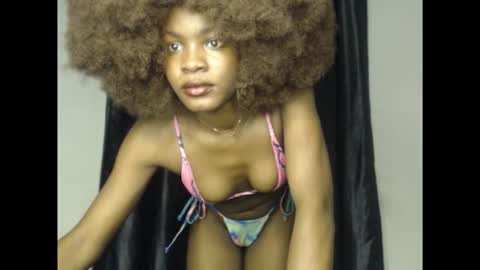 leah online show from 11-19-25, 04:45