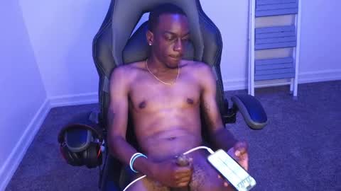 Snapshot of dan172139 chatting on 04-06-26, 05:19 dan172139 online show from 04-06-26, 05:19