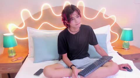 D A N online show from 10-04-25, 02:04