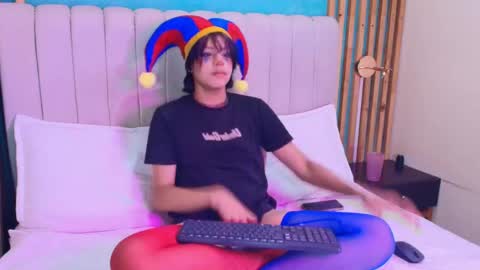 D A N online show from 04-18-26, 07:07