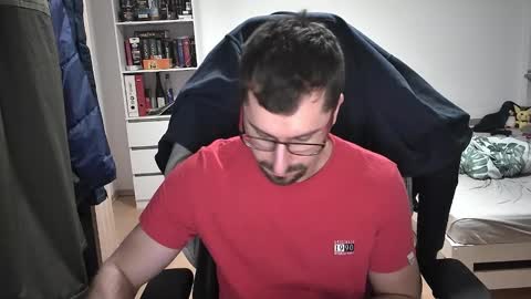 Snapshot of dan_the_man405 chatting on 12-16-24, 07:43 King Dan online show from 12-16-24, 07:43