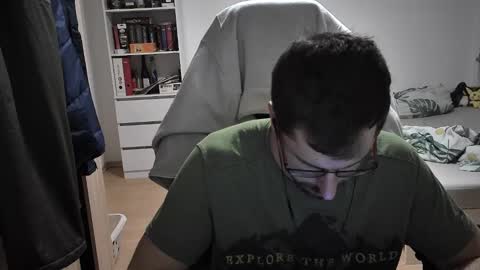 Snapshot of dan_the_man405 chatting on 12-21-24, 11:13 King Dan online show from 12-21-24, 11:13