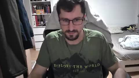 Snapshot of dan_the_man405 chatting on 12-30-24, 10:12 King Dan online show from 12-30-24, 10:12