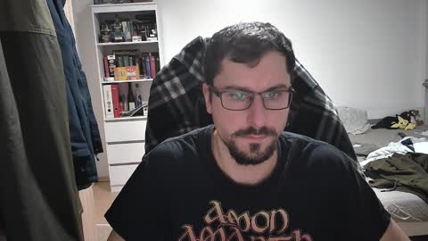 Snapshot of dan_the_man405 chatting on 01-02-25, 07:07 King Dan online show from 01-02-25, 07:07