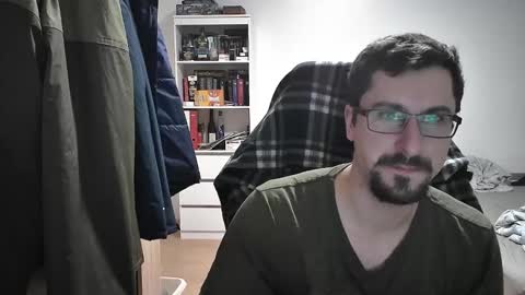 Snapshot of dan_the_man405 chatting on 01-04-25, 07:13 King Dan online show from 01-04-25, 07:13