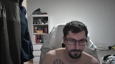 Snapshot of dan_the_man405 chatting on 01-10-25, 08:26 King Dan online show from 01-10-25, 08:26