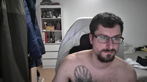 Snapshot of dan_the_man405 chatting on 01-11-25, 07:38 King Dan online show from 01-11-25, 07:38