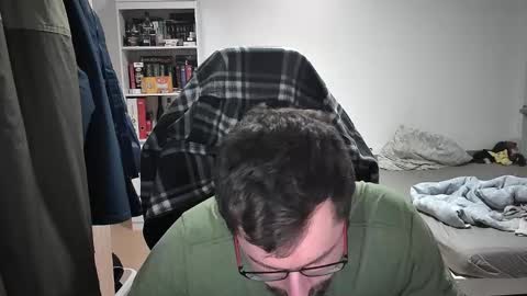 Snapshot of dan_the_man405 chatting on 01-14-25, 07:32 King Dan online show from 01-14-25, 07:32