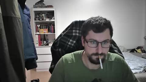 Snapshot of dan_the_man405 chatting on 01-15-25, 07:44 King Dan online show from 01-15-25, 07:44