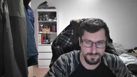 Snapshot of dan_the_man405 chatting on 01-17-25, 07:49 King Dan online show from 01-17-25, 07:49