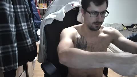 Snapshot of dan_the_man405 chatting on 01-25-25, 08:10 King Dan online show from 01-25-25, 08:10