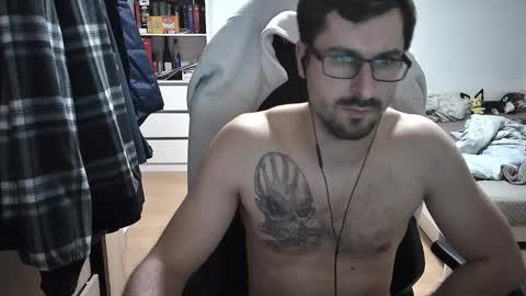 Snapshot of dan_the_man405 chatting on 01-28-25, 10:56 King Dan online show from 01-28-25, 10:56