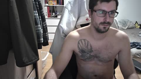 Snapshot of dan_the_man405 chatting on 01-30-25, 07:26 King Dan online show from 01-30-25, 07:26