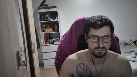 King Dan online show from 02-15-25, 10:21