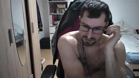 Snapshot of dan_the_man405 chatting on 01-31-26, 08:51 King Dan online show from 01-31-26, 08:51