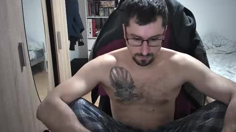 Snapshot of dan_the_man405 chatting on 02-01-26, 07:56 King Dan online show from 02-01-26, 07:56