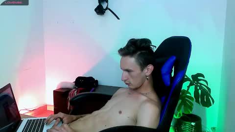 Dan and Noah online show from 10-16-25, 02:23
