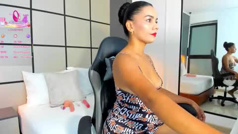 D A N A  online show from 02-17-26, 07:20