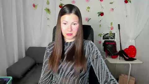 Snapshot of dana_dom chatting on 02-11-26, 01:54 Dana Dom online show from 02-11-26, 01:54