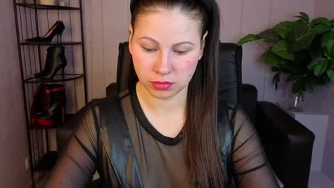 Dana Dom online show from 04-27-26, 12:30